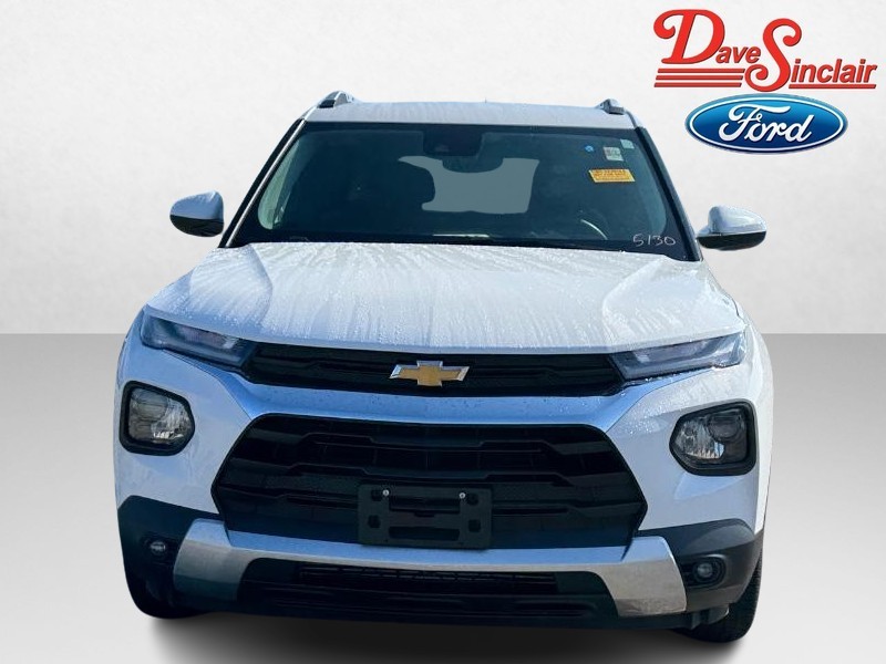 Chevrolet TrailBlazer Vehicle Full-screen Gallery Image 02