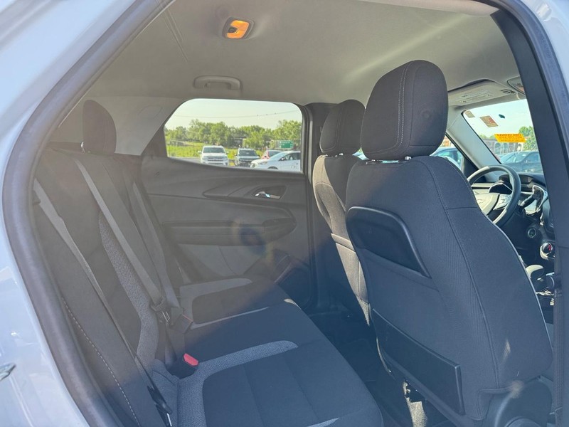 Chevrolet TrailBlazer Vehicle Full-screen Gallery Image 13