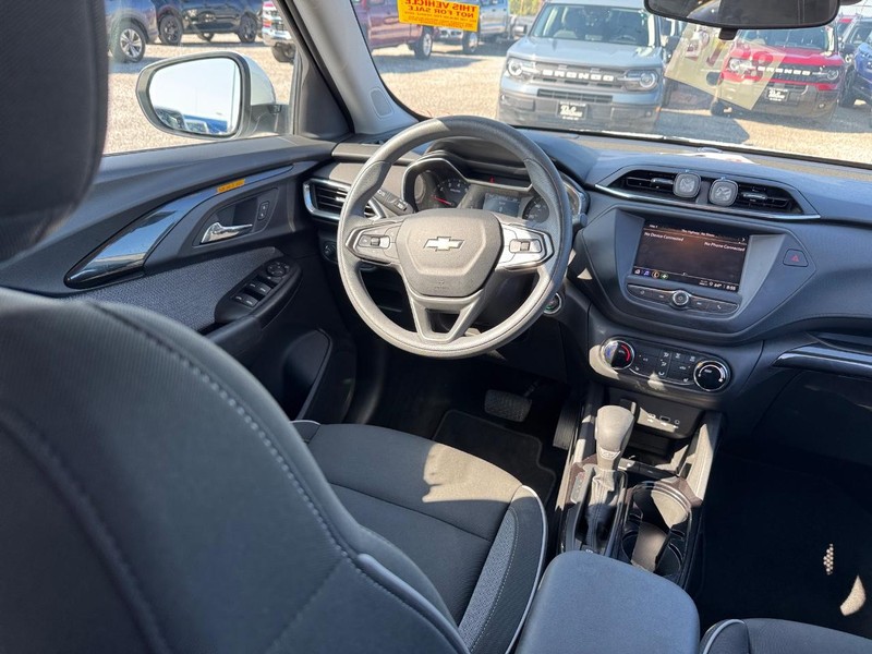 Chevrolet TrailBlazer Vehicle Full-screen Gallery Image 14