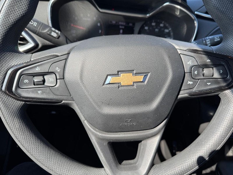 Chevrolet TrailBlazer Vehicle Full-screen Gallery Image 19