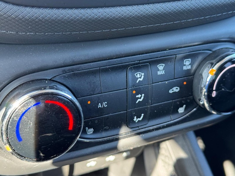 Chevrolet TrailBlazer Vehicle Full-screen Gallery Image 22