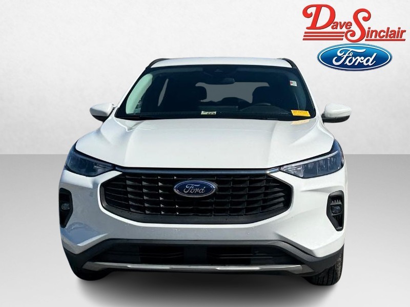 Ford Escape Vehicle Full-screen Gallery Image 02
