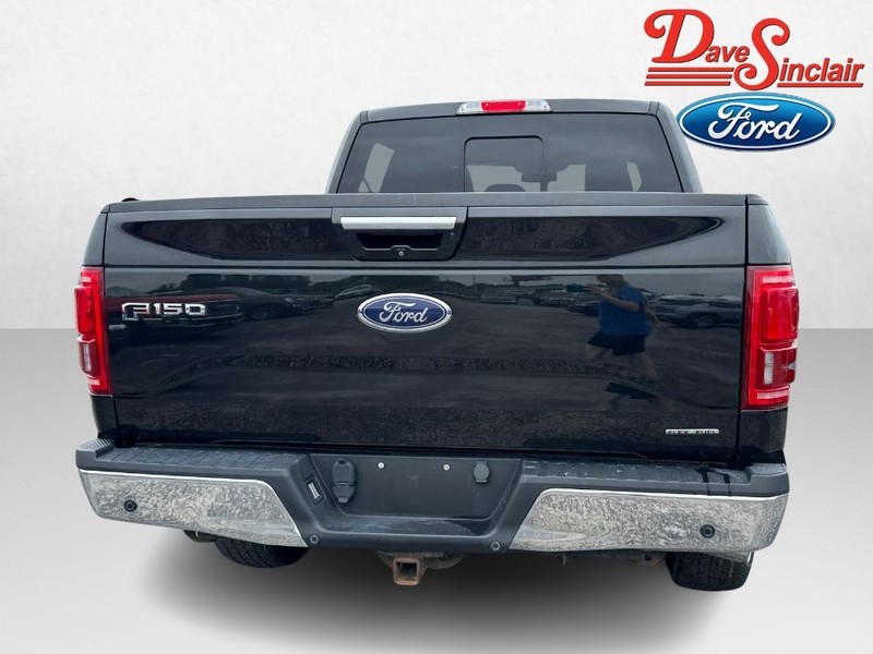Ford F-150 Vehicle Full-screen Gallery Image 08
