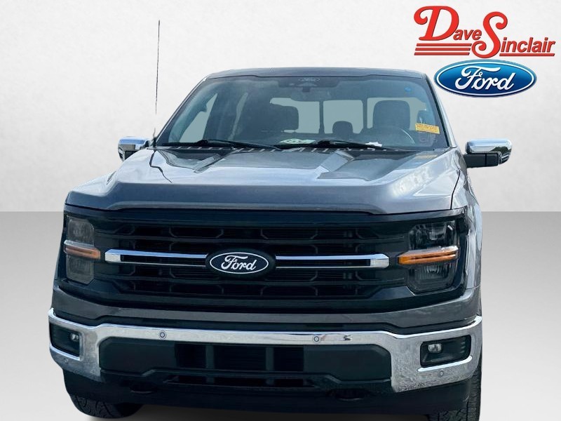Ford F-150 Vehicle Full-screen Gallery Image 02