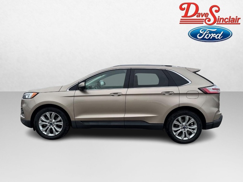 Ford Edge Vehicle Full-screen Gallery Image 10
