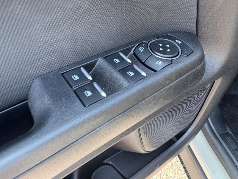 Ford Bronco Sport Vehicle Full-screen Gallery Image 19