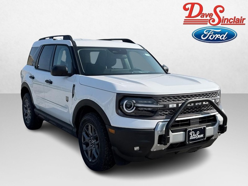 Ford Bronco Sport Vehicle Full-screen Gallery Image 04