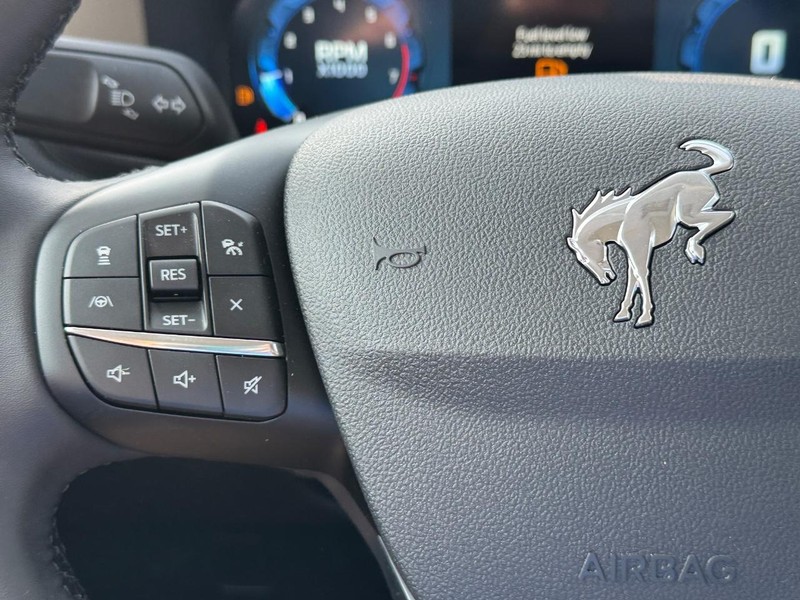 Ford Bronco Sport Vehicle Full-screen Gallery Image 20