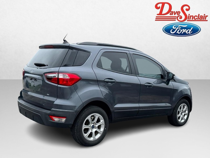 Ford EcoSport Vehicle Full-screen Gallery Image 07