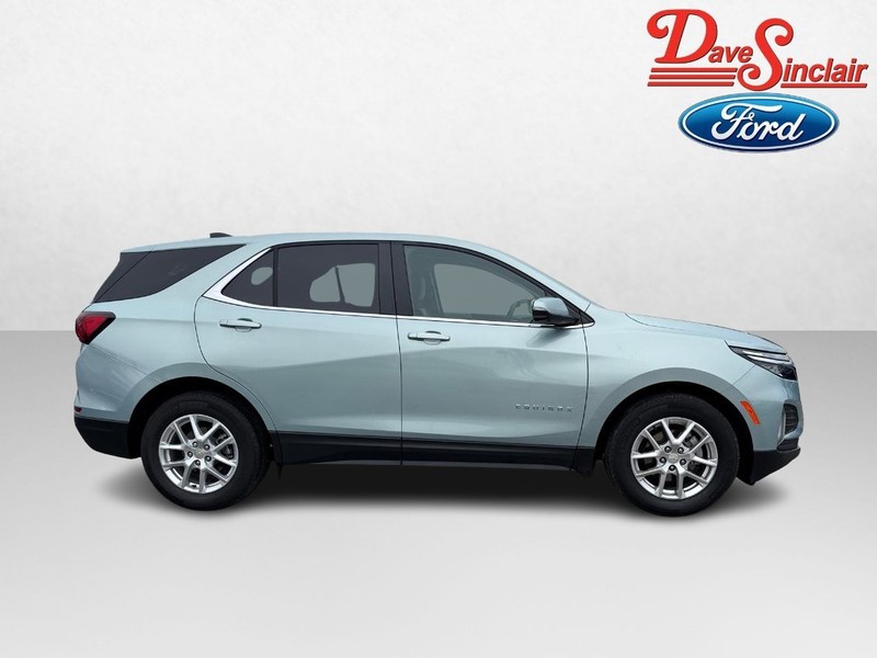 Chevrolet Equinox Vehicle Full-screen Gallery Image 05