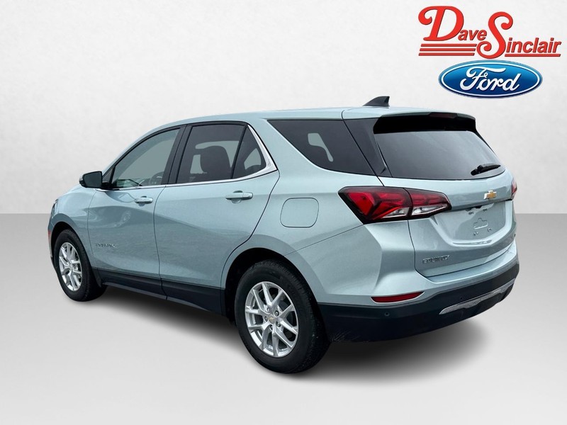Chevrolet Equinox Vehicle Full-screen Gallery Image 09