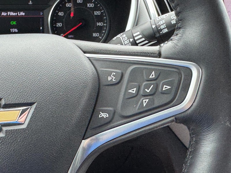 Chevrolet Equinox Vehicle Full-screen Gallery Image 21