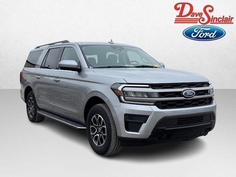 Ford Expedition Max Vehicle Full-screen Gallery Image 04