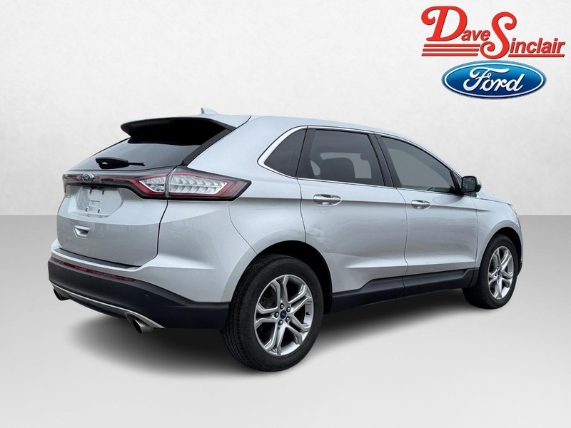 Ford Edge Vehicle Full-screen Gallery Image 07
