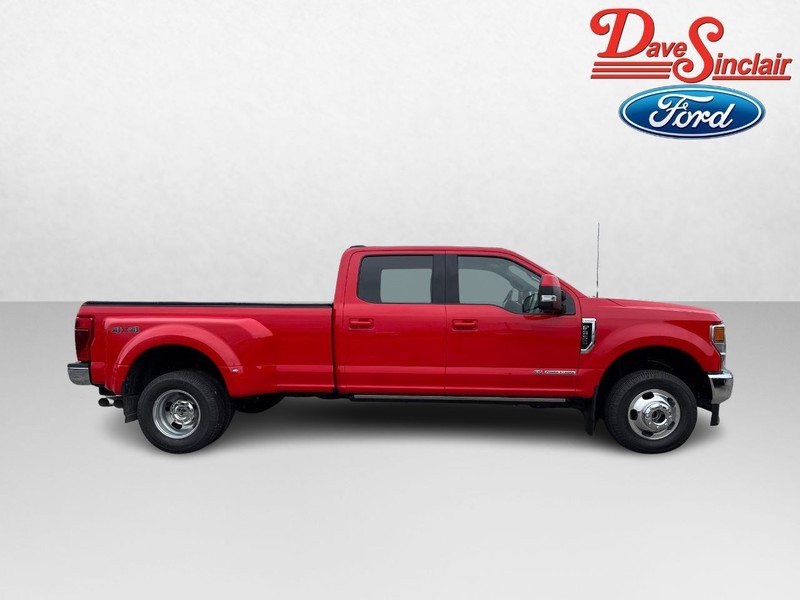 Ford Super Duty F-350 DRW Vehicle Full-screen Gallery Image 05