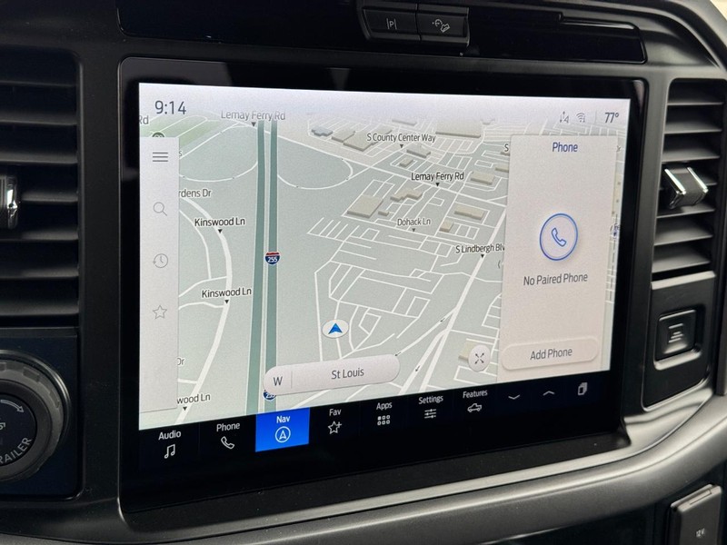 Ford F-150 Vehicle Full-screen Gallery Image 22