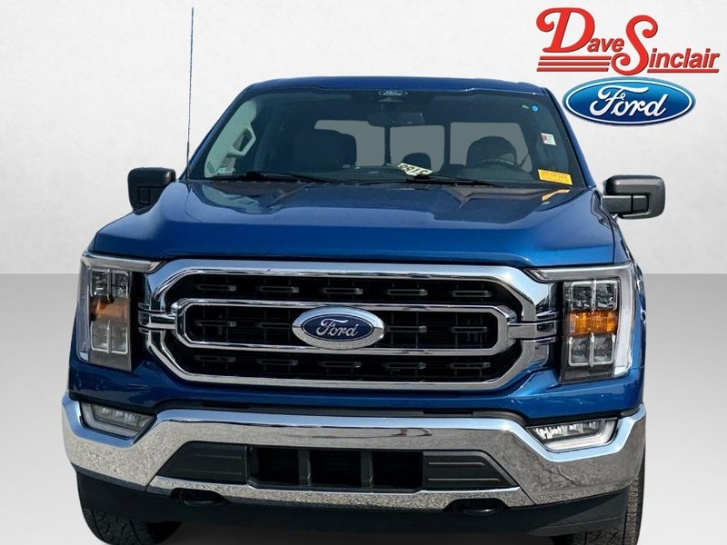 Ford F-150 Vehicle Full-screen Gallery Image 02