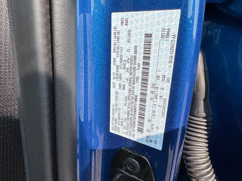 Ford F-150 Vehicle Full-screen Gallery Image 26