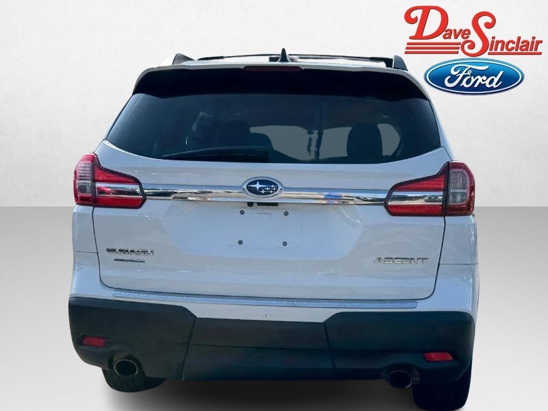 Subaru Ascent Vehicle Full-screen Gallery Image 08