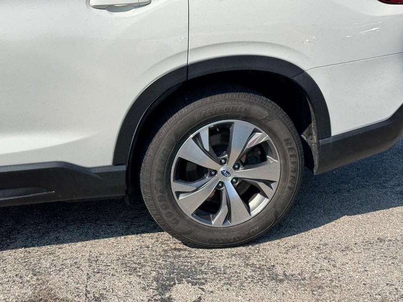 Subaru Ascent Vehicle Full-screen Gallery Image 11