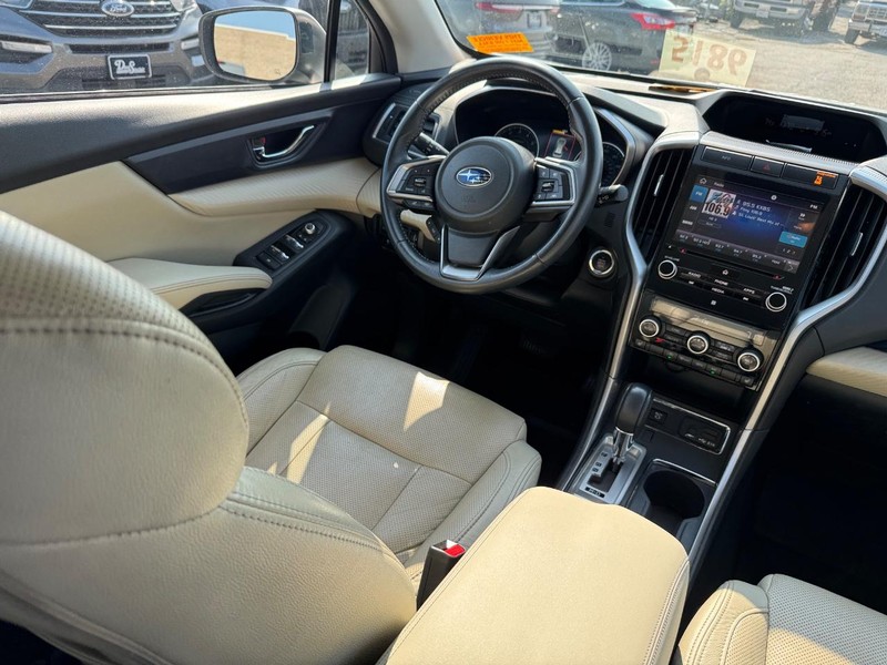 Subaru Ascent Vehicle Full-screen Gallery Image 16
