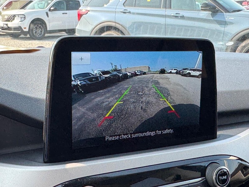 Ford Escape Vehicle Full-screen Gallery Image 25