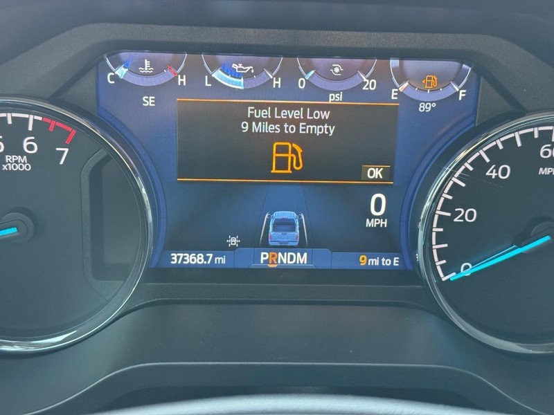 Ford F-150 Vehicle Full-screen Gallery Image 24