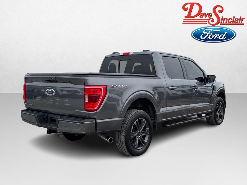Ford F-150 Vehicle Full-screen Gallery Image 07