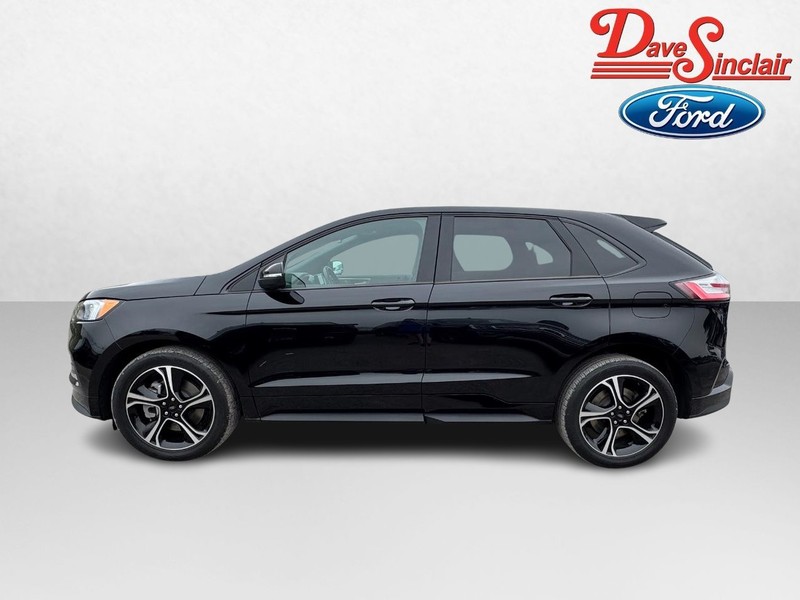 Ford Edge Vehicle Full-screen Gallery Image 10
