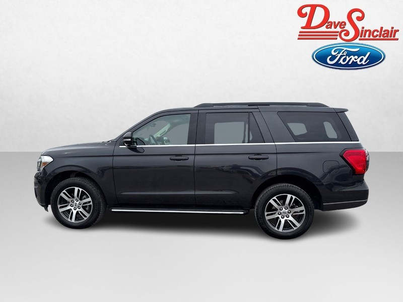 Ford Expedition Vehicle Full-screen Gallery Image 10