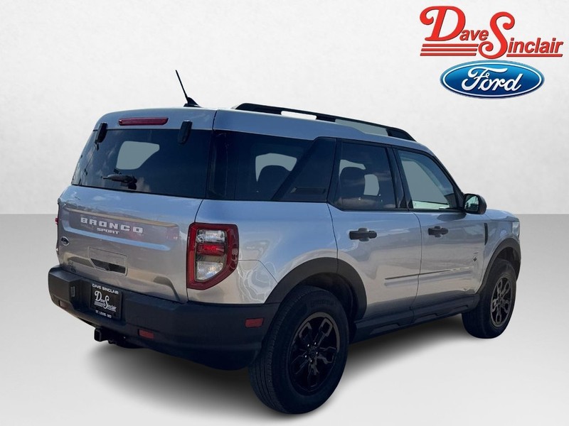 Ford Bronco Sport Vehicle Full-screen Gallery Image 08