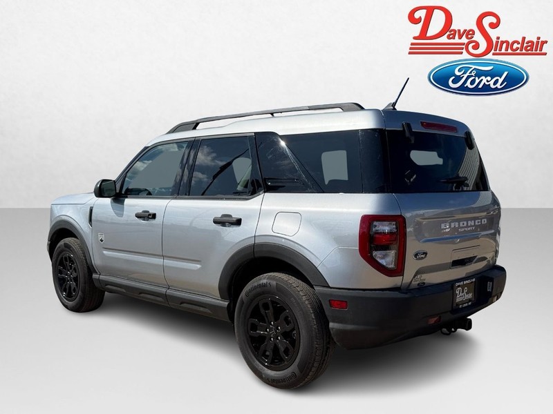 Ford Bronco Sport Vehicle Full-screen Gallery Image 09