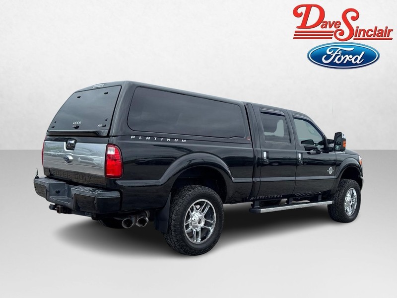 Ford Super Duty F-350 SRW Vehicle Full-screen Gallery Image 07