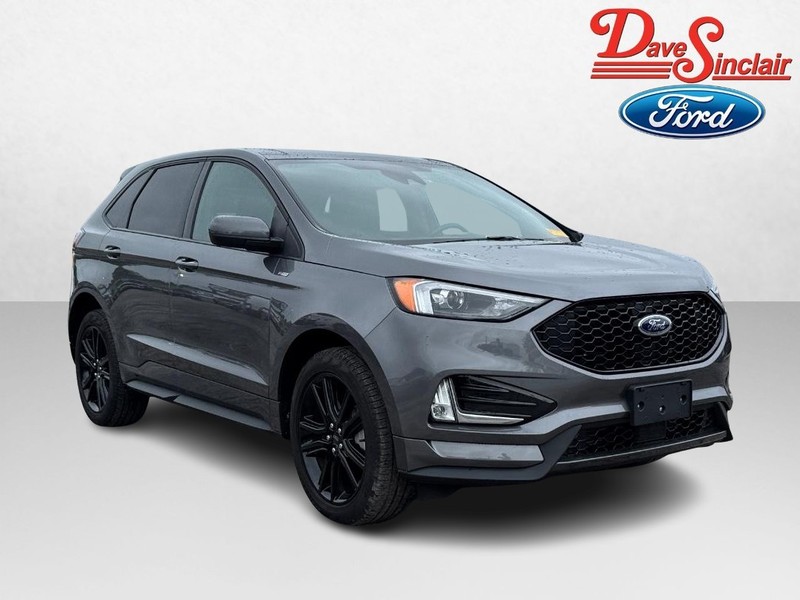 Ford Edge Vehicle Full-screen Gallery Image 04