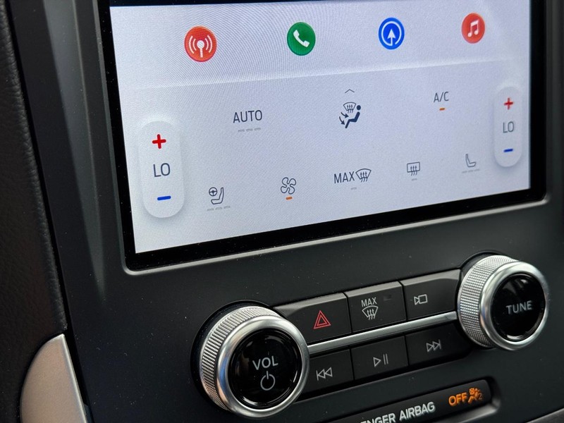 Ford Edge Vehicle Full-screen Gallery Image 23