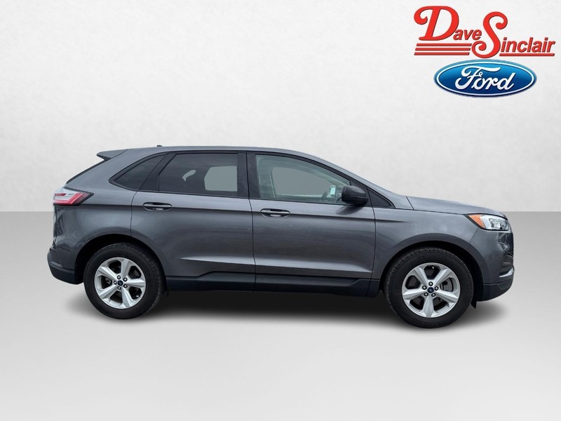 Ford Edge Vehicle Full-screen Gallery Image 05