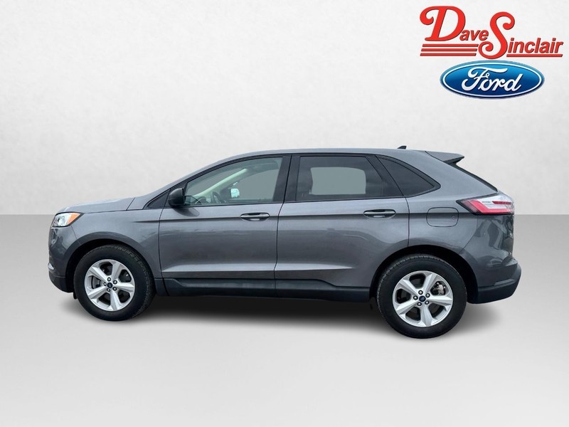 Ford Edge Vehicle Full-screen Gallery Image 10