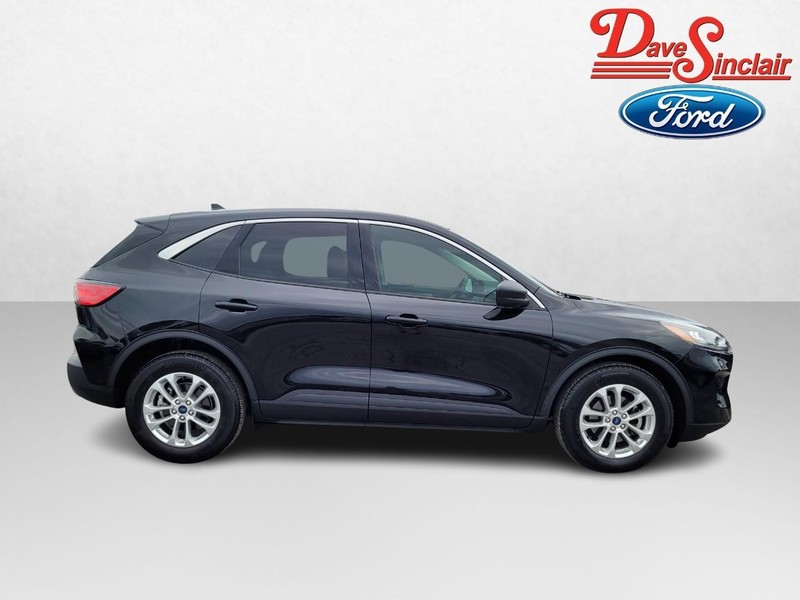 Ford Escape Vehicle Full-screen Gallery Image 05