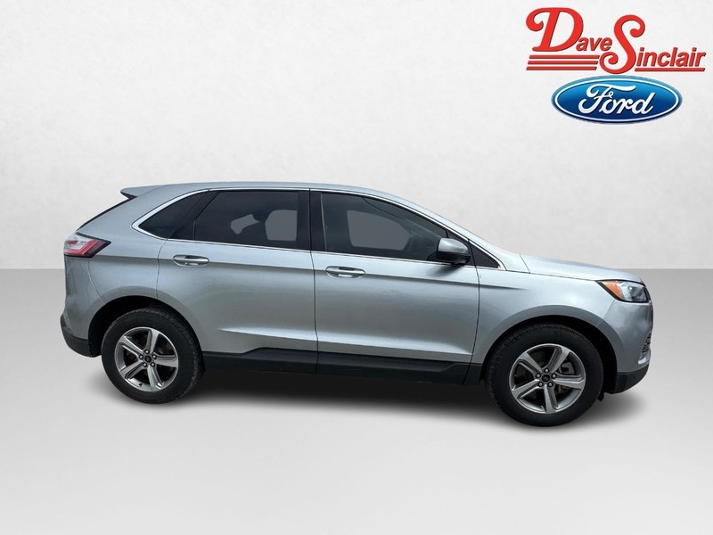 Ford Edge Vehicle Full-screen Gallery Image 05