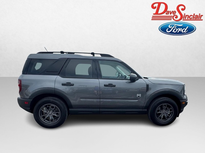 Ford Bronco Sport Vehicle Full-screen Gallery Image 05