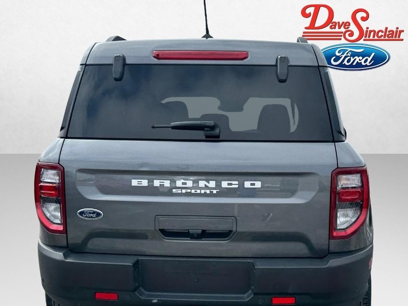 Ford Bronco Sport Vehicle Full-screen Gallery Image 08