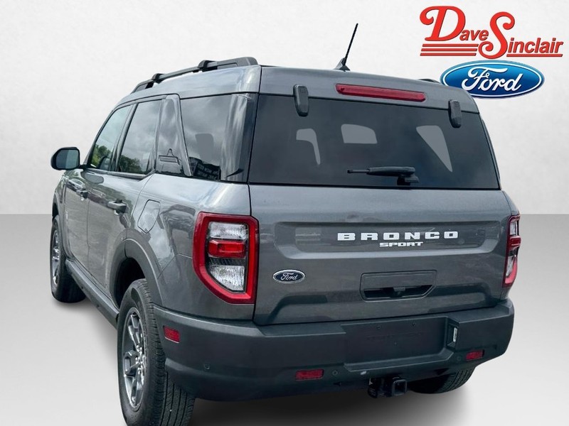 Ford Bronco Sport Vehicle Full-screen Gallery Image 09
