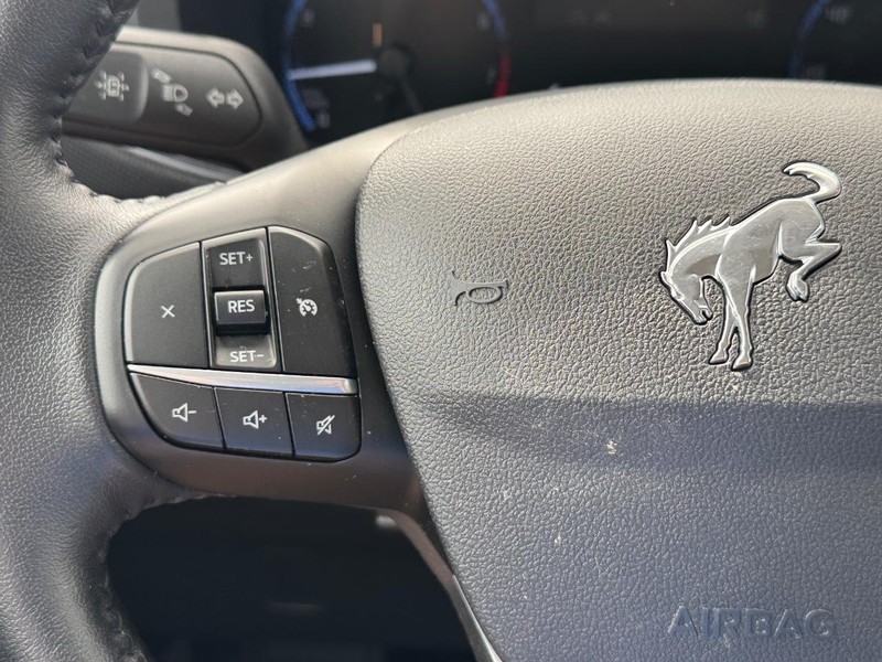 Ford Bronco Sport Vehicle Full-screen Gallery Image 20