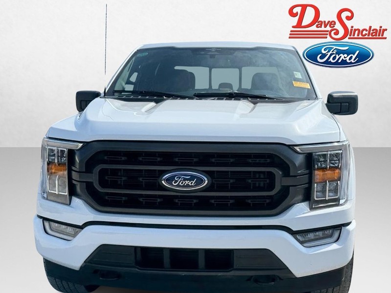 Ford F-150 Vehicle Full-screen Gallery Image 02