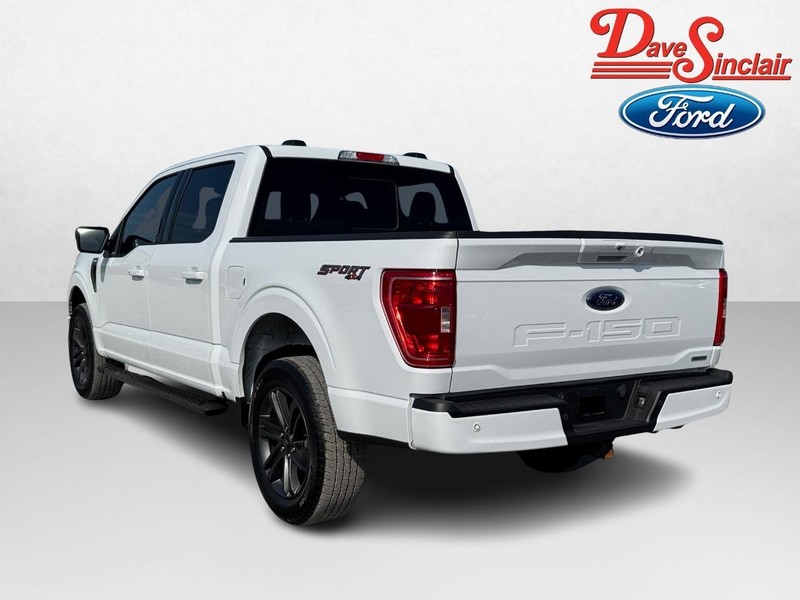 Ford F-150 Vehicle Full-screen Gallery Image 09