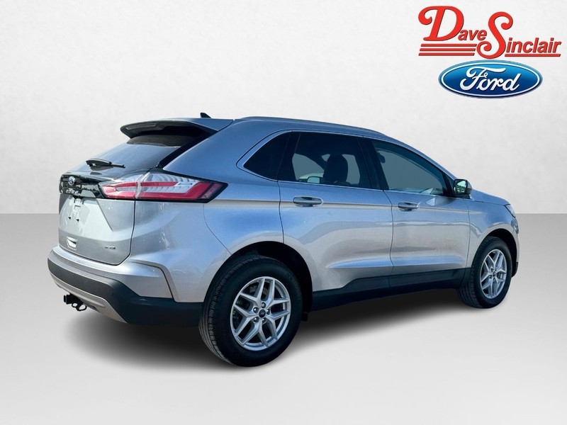 Ford Edge Vehicle Full-screen Gallery Image 07