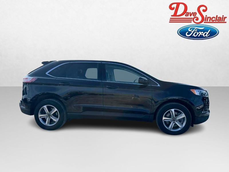 Ford Edge Vehicle Full-screen Gallery Image 05