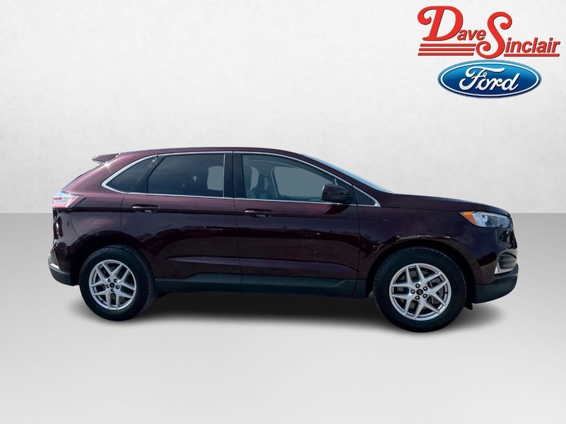 Ford Edge Vehicle Full-screen Gallery Image 05