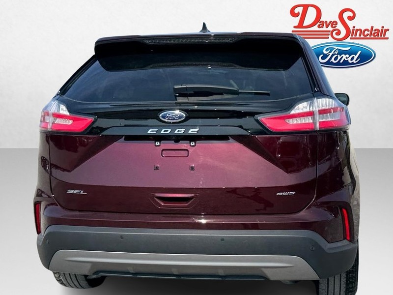 Ford Edge Vehicle Full-screen Gallery Image 08