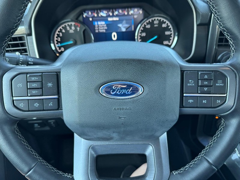 Ford F-150 Vehicle Full-screen Gallery Image 19